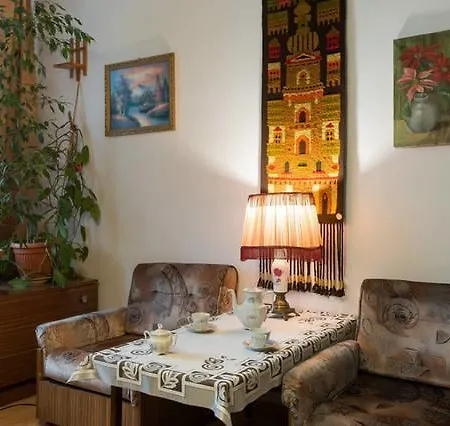 Feel The Old Socialist Style Apartamento