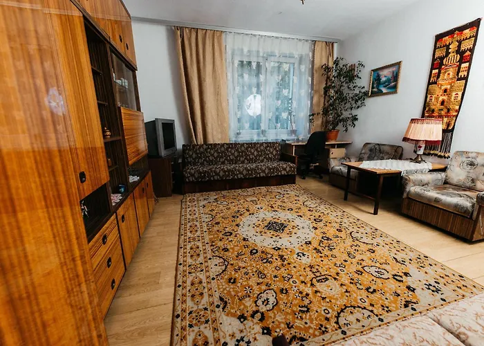 Lejlighed Feel The Old Socialist Style *